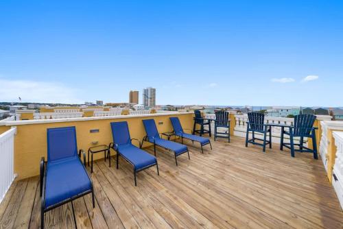Summer Special, Lux 4BR House Sleeps 12, Pool, Elevator, King bed photo 19