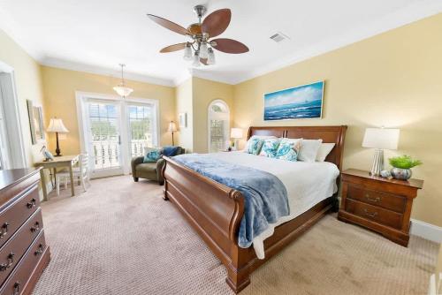 Summer Special, Lux 4BR House Sleeps 12, Pool, Elevator, King bed photo 37