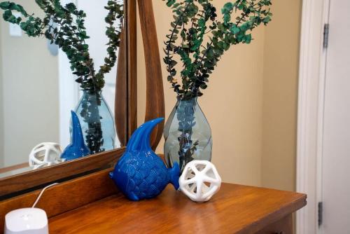 Summer Special, Lux 4BR House Sleeps 12, Pool, Elevator, King bed photo 66