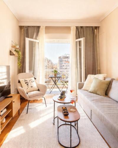 Rotunda Central 3-Bedroom Apartment