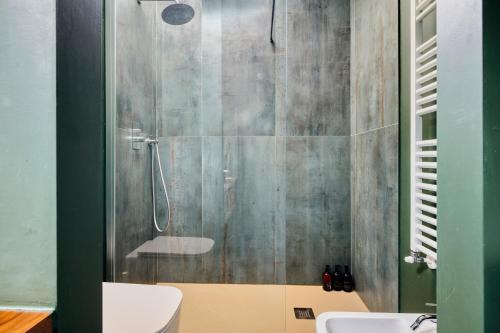 Studio Vintage con Terrazza Privata - Centro 15min