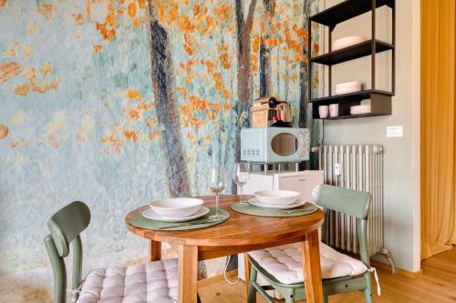 Studio Vintage con Terrazza Privata - Centro 15min
