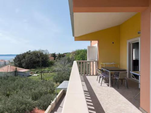 Six Bedroom Villa with Outdoor Pool, Sauna and Hot Tub