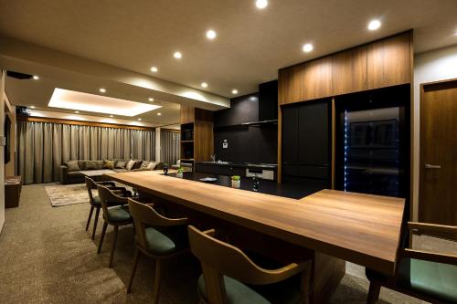 MINATO SHOWROOM-minato-