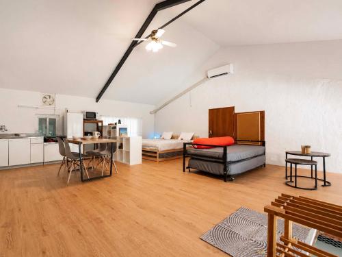 人気の石垣島北部 元牛小屋古民家cottage KOCA Beach徒歩5分
