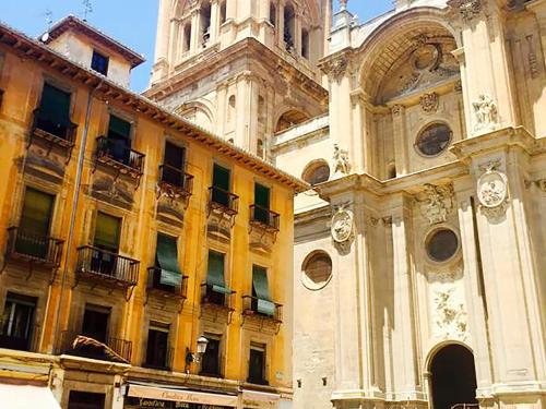 Apartamentos Catedral Plaza 3000