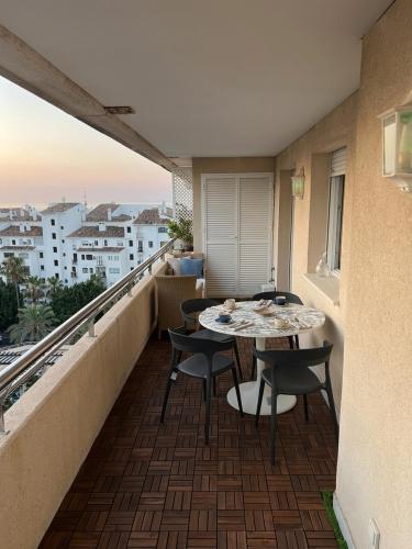 TopMarbella Marina Banús Luxury Apartment Stunning Sea Views
