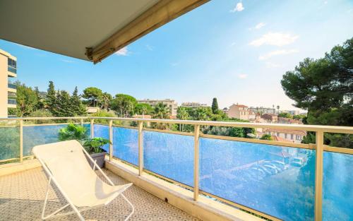 Le Prado Parc by Halldis