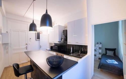 Smile Apartment by Halldis