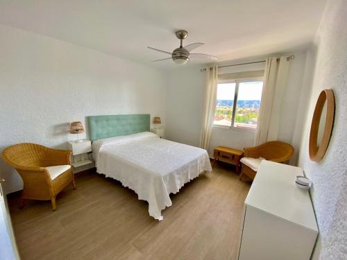 Arenal Beach Escape · Walk to the Sea