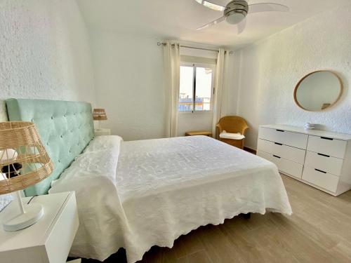 Arenal Beach Escape · Walk to the Sea