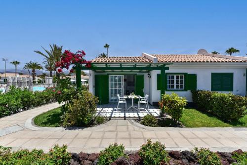 Campo Golf 1 by VillaGranCanaria