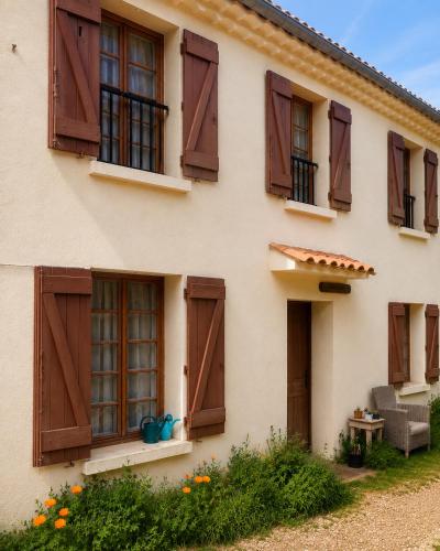 Loue maison de village à Hyères/ les Borrels