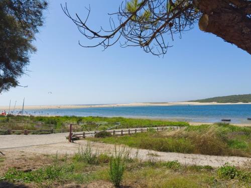 Vita Portucale ! Lagoa de Albufeira Breeze Retreat