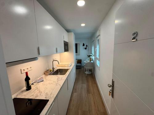 Functional Studio Flat for Short Breaks in Málaga