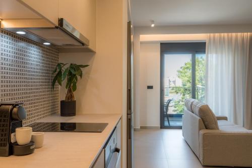 Aliki City Apts