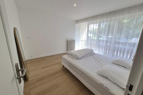 2-bedroom apartment with balcony in Annecy