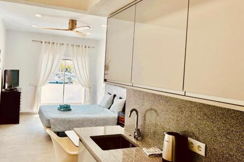 Marina view studio in Lagos town center sea view