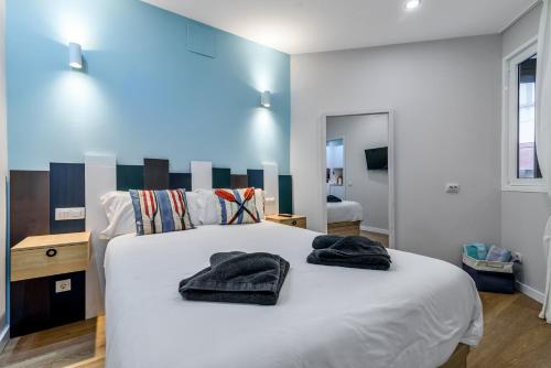 Home2Book El Faro by Las Canteras Beach
