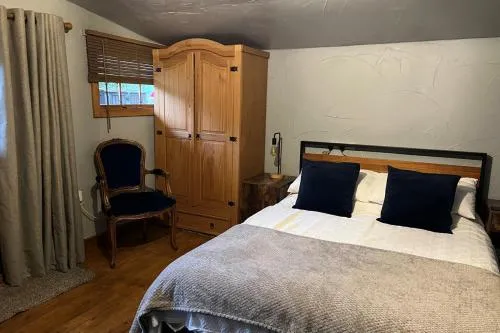 Overdale Guesthouse and Free Parking photo 60