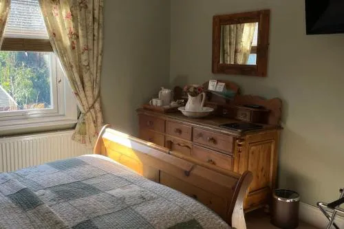 Overdale Guesthouse and Free Parking photo 24