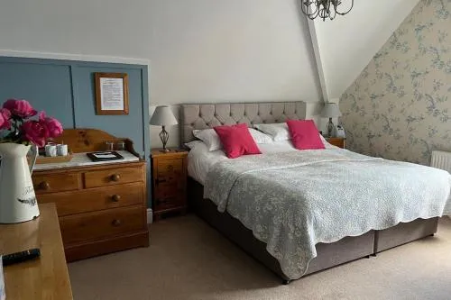 Overdale Guesthouse and Free Parking photo 20