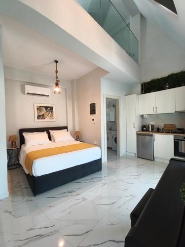 Atria Five