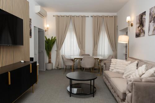 Penthouse Colosseo III