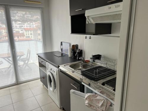 Charmant studio gare Nice Riquier