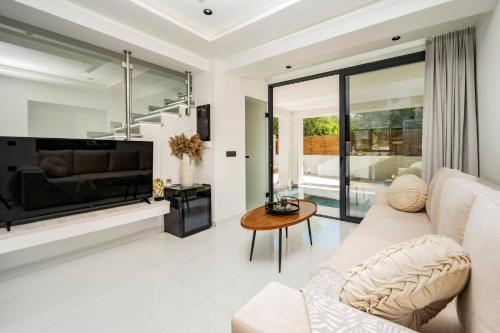 Villa Maria Sostis by Villa Plus