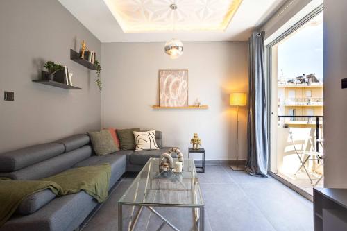 Socrates Suite C4 - Urban Calm by the Sea Kalamata