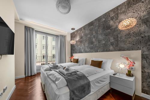 Square Apartments, Stephansplatz View, AC, Kitchen