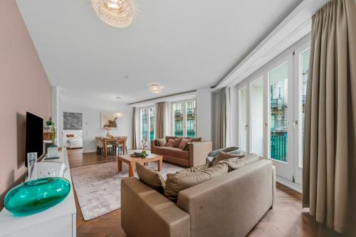 Square Apartments, Stephansplatz View, AC, Kitchen