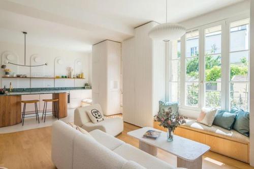 Architect's house, air-conditioned, 5 bedrooms, garden