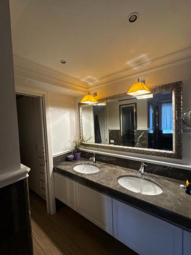 Torre Gaia Suite - Metro C Roma