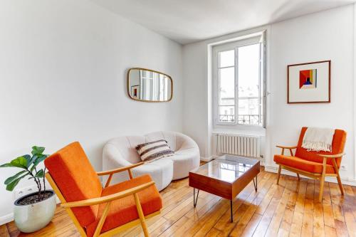 Montmartre - 2BR - Paris Vacation Rentals