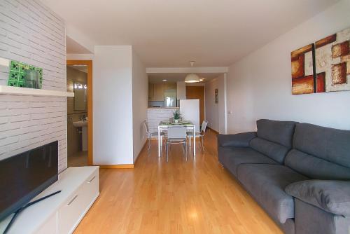 WELCS APARTAMENTO 412 EMP con piscina comunitaria