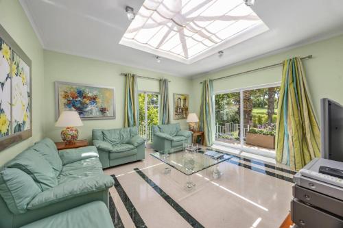 Villa Niva by Villa Plus
