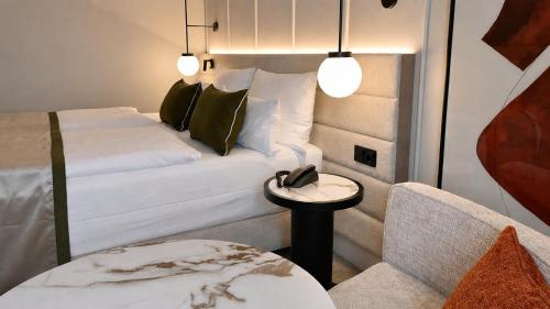 Crowne Plaza Berlin City Centre Ku'damm by IHG photo 118