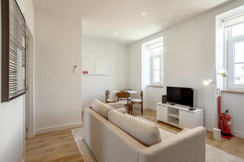 Rato Modern by Homing