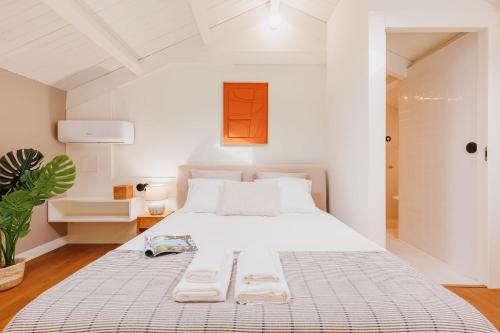 Bright Loft in Marquês with AC by LovelyStay