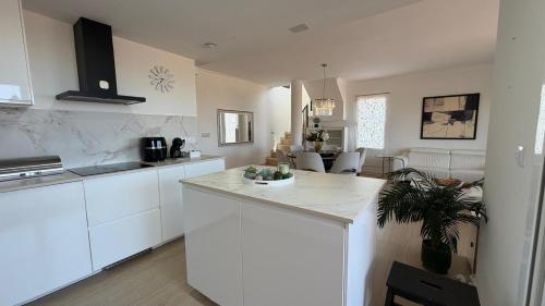 Marbella Casa bella ,Sea and golf view