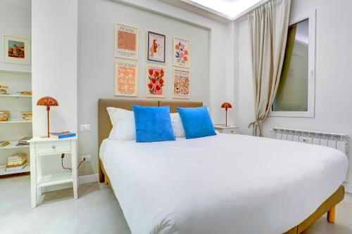 SAN GIOVANNI Appia Park - Modern apartment with Balcony - Metro A - 10 min City Center
