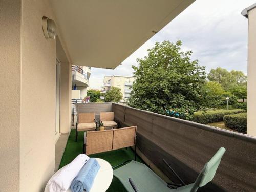 T2 Les Jardins d'Europe I Piscine I Balcon