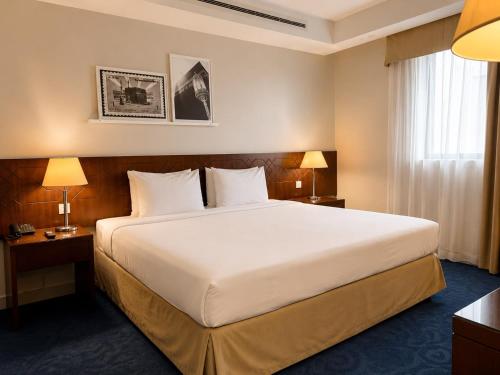 Makarem Al Bait Al Azizia Hotel