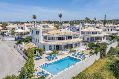 Villa Aldeia Cristina by Villa Plus