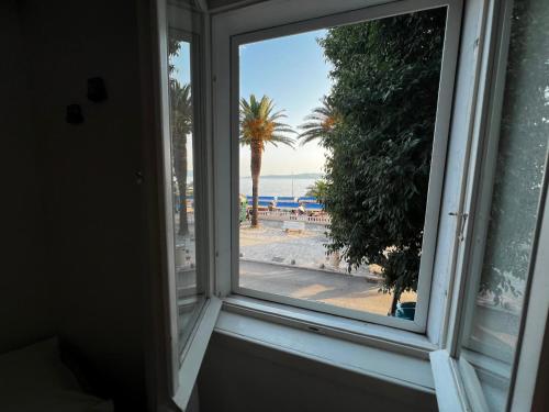 Lower Central Beach Apartment Baška Voda