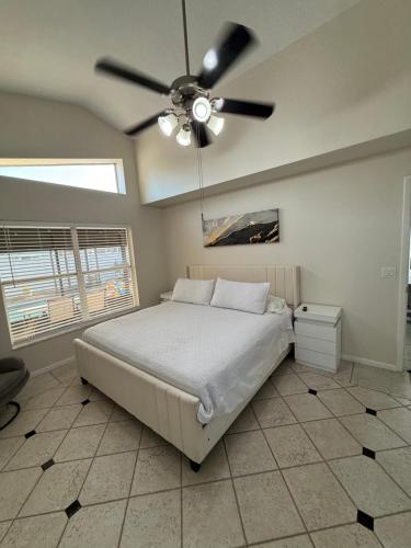 3 bedroom home with private pool photo 30