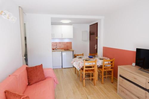Apartment with garden and parking in Sainte-Maxime
