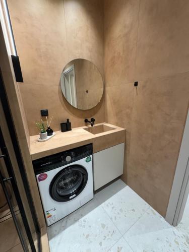 Philosophia Urban Living